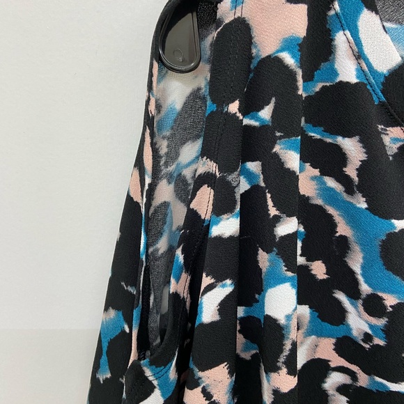 Rachel Roy Womens Cold Shoulder Dolman Blouse - Picture 2 of 6